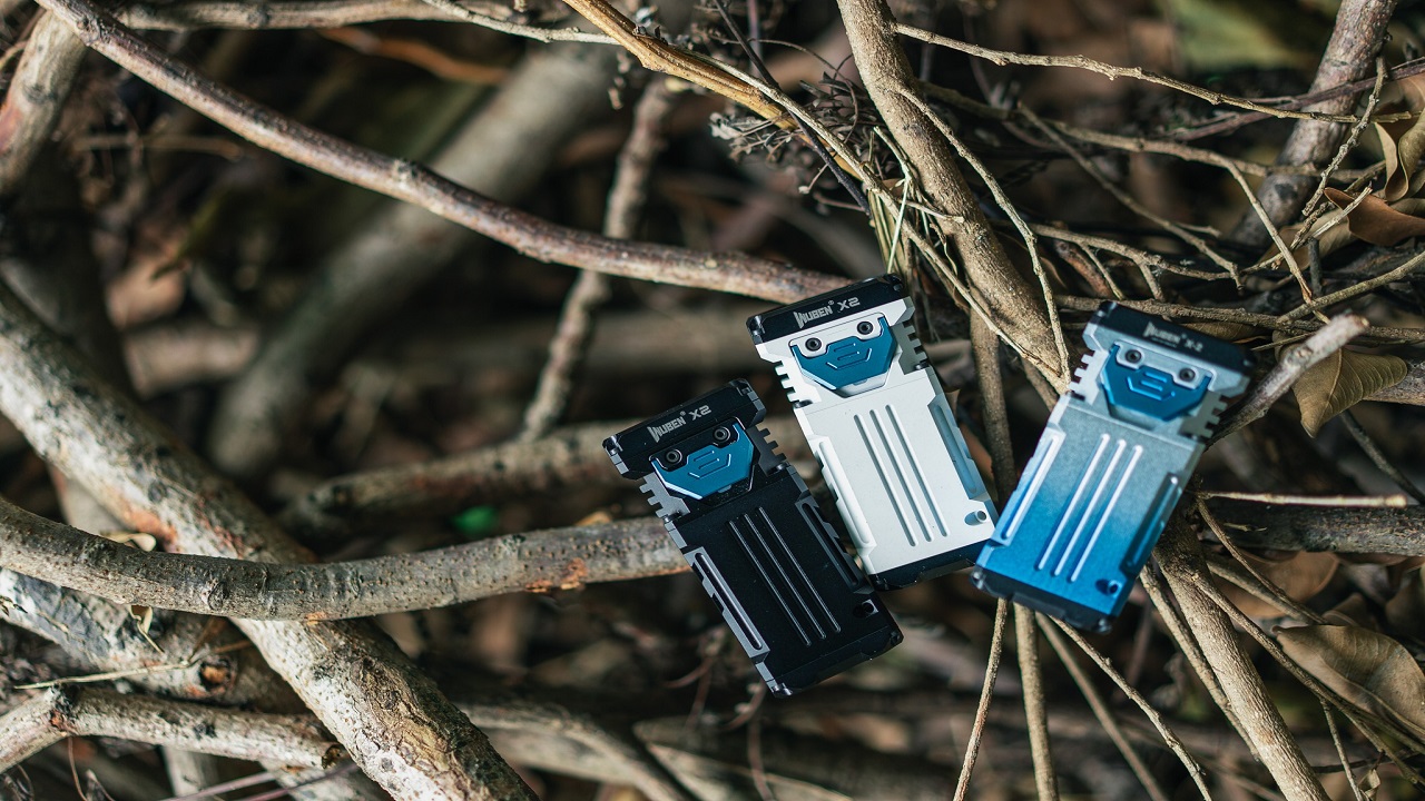 Strategic Illumination: Utilizing Tactical Flashlights for Solo Desert Exploration