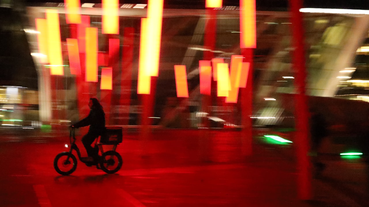 Types of LED Area Light Fixtures & Their Buying Guide